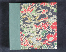 Load image into Gallery viewer, Shakespeare, William. William Shakespeare's Sonnet xviii. De Walden Press. Qualicum Beach. B.C. Canada. ISBN 0973604123. 2005. Limited edition, number 18 out of 25.