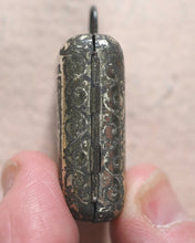 Load image into Gallery viewer, Smallest French And English Dictionary In The World. Gasc, F.E.A. (editor). 1896