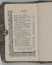 Load image into Gallery viewer, PETIT PAROÏSSIEN ROMAIN Contenant les Offices des Dimanches et des Pricipales Fêtes les Messes de Mariage et d'Enterrement. Barbou, Marc. Limoges. Circa 1881.