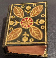 Load image into Gallery viewer, New Testament. c1896 Bound in green leather with gilt edges,