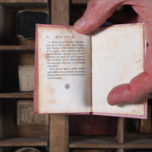 Load image into Gallery viewer, Zambeccari, Francesco. Une heure de récreation. Le Quart. Une aventure de Zambeccari. Le pauvre Médore. Dr E.-A. Boisseuil. Publication Date: 1844