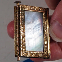 Load image into Gallery viewer, Les Petits Montagnards Anee 1822. >>MINIATURE PALAIS-ROYAL BINDING<< Publication Date: 1821 Condition: Very Good