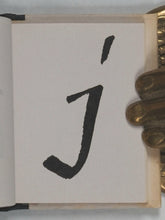 Load image into Gallery viewer, Koschembahr, Daniel. An italic alphabet. Square-Rigger Press. Lexington, Ky. [1984].  No. 42 of a limited edition of 200 copies
