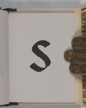 Load image into Gallery viewer, Koschembahr, Daniel. An italic alphabet. Square-Rigger Press. Lexington, Ky. [1984].  No. 42 of a limited edition of 200 copies
