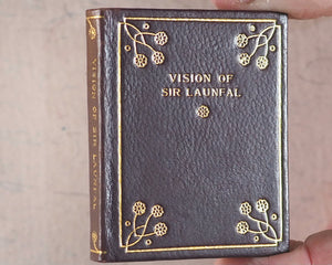 Miniature Series boxed set 10 finely bound miniature books. Oscar Wilde; Oliver Goldsmith; Thomas Gray; Edgar A. Poe; Rudyard Kipling; Omar Khayyam; John G. Whittier; Elizabeth B. Browning; Oliver Goldsmith; James R. Lowell. Thomas Y. Crowell Co. N.Y.1911