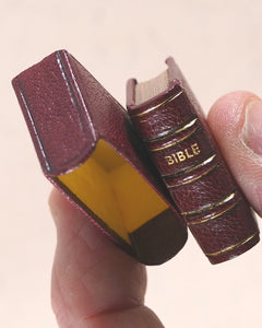New Testament. No publisher. [Detroit]. Circa 1930.