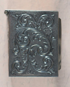 Miniature playing cards. Miniature antique playing cards in contemporary silver box. Unknown publisher. No place. Circa 1899.