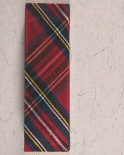Load image into Gallery viewer, Imitation of Christ. Thomas a Kempis. Odd minutes with the Imitation of Christ. Selections by Dr Lindsay. Tartan. Bryce, David &amp; Son. Glasgow. Circa 1890.
