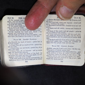 Book of Common Prayer and Administration of the Holy Communion According to the Use of the Church of England. Eyre & Spottiswoode Bible Warehouse Limited. 23, Paternoster Row, E.C. London, Edinburgh and New York. [1900].  Silver plaque.