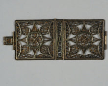 Load image into Gallery viewer, London Almanac for the year of Christ, 1793. Company of Stationers. London. [1792]. Portuguese craftsman's gold vermeil filigree case.
