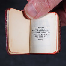 Load image into Gallery viewer, Shakespeare, William. Ellen Terry: Hamlet, Macbeth, Measure for Measure, Othello, Romeo and Juliet. Bryce, David &amp; Son Glasgow. 1905 Five matching volumes.
