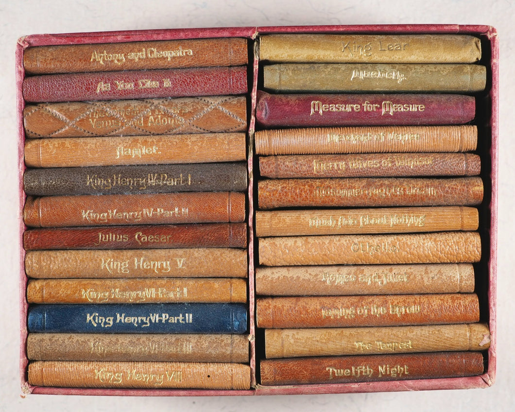 Shakespeare, William. Works of Shakespeare. Knickerbocker Leather and Novelty Co. New York. [1919].