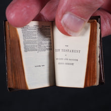 Load image into Gallery viewer, Holy Bible containing Old and New testaments Bryce, David &amp; Son. Glasgow. 1901. Burns Bible with original mauchline Fraser tartanware box
