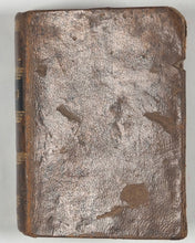 Load image into Gallery viewer, Petit oracle des amans, ou, Les horoscopes de l'amour, mis en rébus : ouvrage dans lequel chacun peut trouver toutes les vérités plaisantes qui le concernent. Castiaux, Libraire. Lille. Circa 1822.
