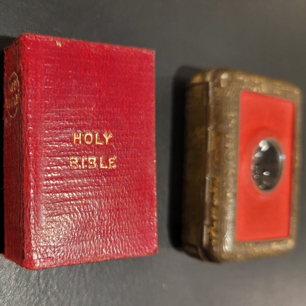 Holy Bible c1901     The Holy Bible Containing the Old and New Testaments     Translated out of the Original Tongues... by His     Majesty's Special Command. Bound in red cloth. 876pp.