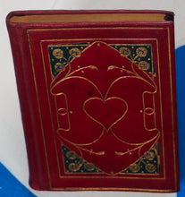 Load image into Gallery viewer, Rubaiyat of Omar Khayyam &gt;&gt;MINIATURE CLASSIC IN FINE BINDING&lt;&lt; OMAR KHAYYAM. Translated by Edward Fitzgerald. Publication Date: 1907 Condition: Very Good. &gt;&gt;MINIATURE BOOK&lt;&lt;
