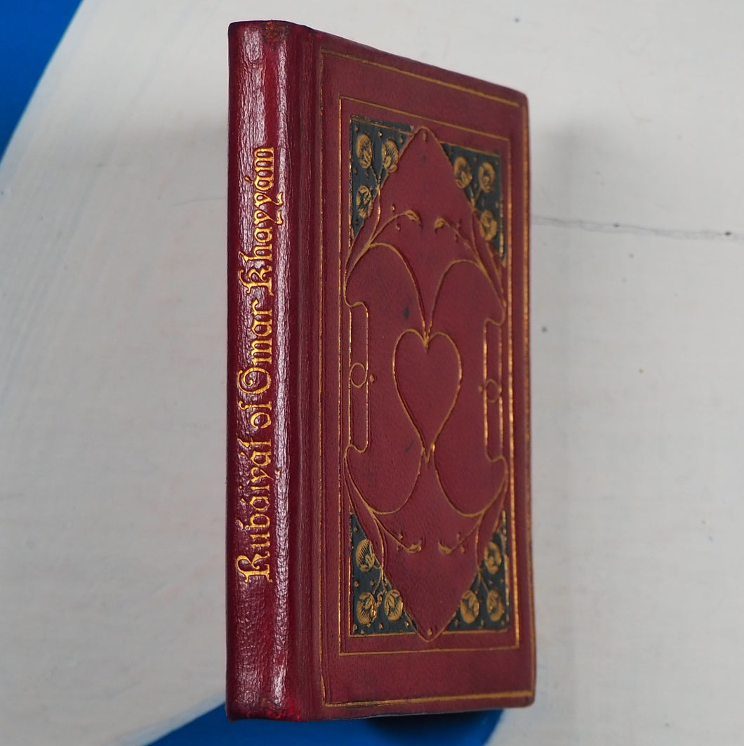 Rubaiyat of Omar Khayyam >>MINIATURE CLASSIC IN FINE BINDING<< OMAR KHAYYAM. Translated by Edward Fitzgerald. Publication Date: 1907 Condition: Very Good. >>MINIATURE BOOK<<