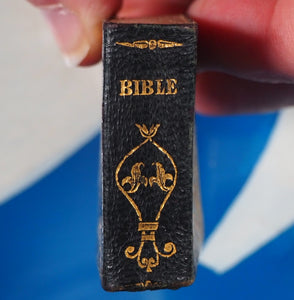 Bible in Miniature or a Concise History of both Testaments. >>MINIATURE BOOK/THUMB BIBLE<< Publication Date: 1845 CONDITION: VERY GOOD