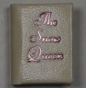 The Snow Queen. 57 of 200 copies. Andersen, Hans Christian. Published by Paisley, Scotland: Gleniffer Press. 1993 Condition: Good Hardcover. >>MINIATURE BOOK<<