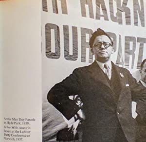 Herbert Morrison: Portrait of a Politician>>>>LABOUR PARTY ARCHIVIST'S COPY. SIGNED/INSCRIBED BY AUTHOR<<<< Jones, George W. and Donoughue, Bernard ISBN 10: 0297766058 / ISBN 13: 9780297766056 Condition: Very Good